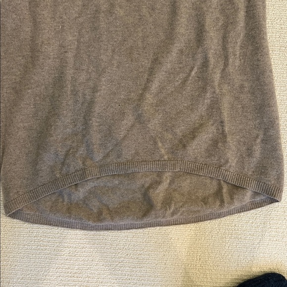 Tan Hooded Sweater by “the cashmere project” - Picture 4 of 7